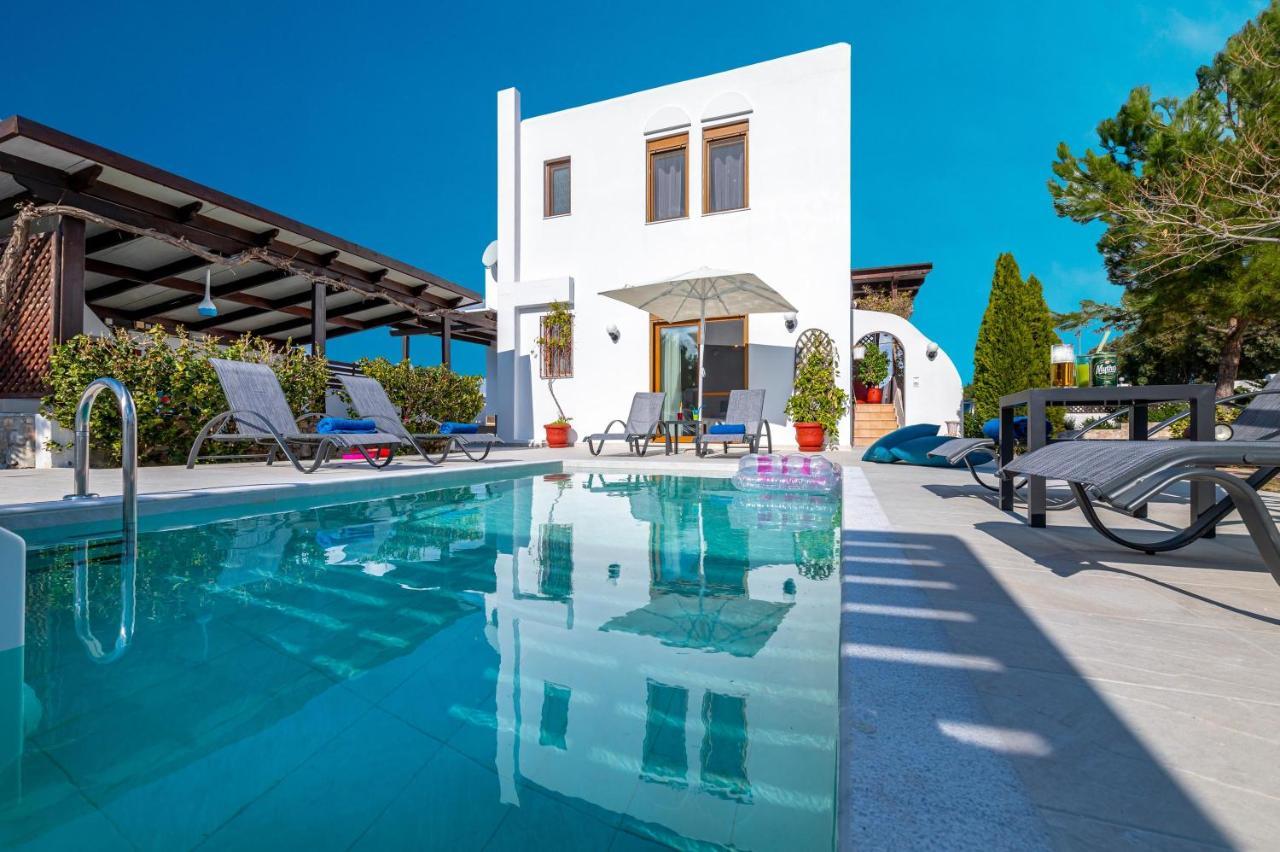 Evilion Villa Gennadi